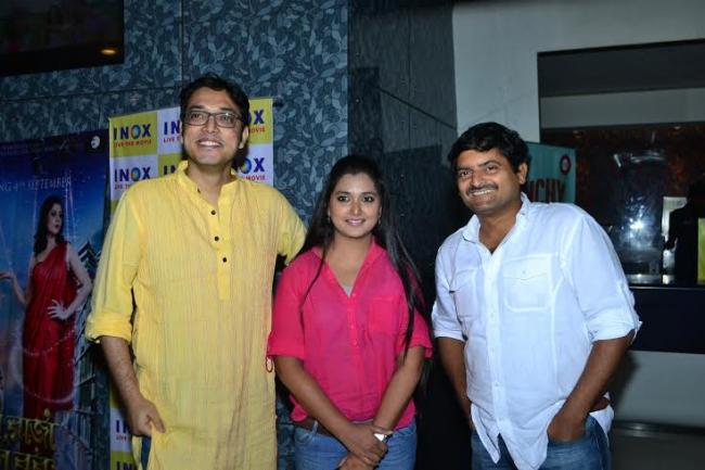  Tollywood actors attend premeire of Jomer Raja Dilo Bor