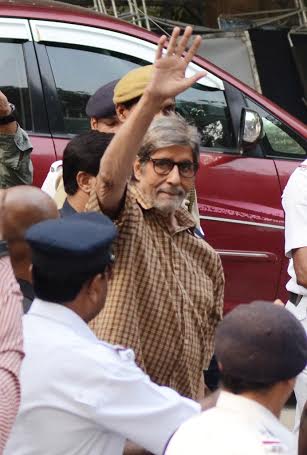 Amitabh Bachchan visits Kolkata 