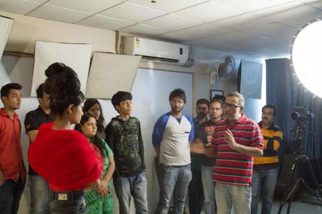 Arrival of e-commerce websites has widen the scope in photography, feels Sanat Ghosh dean IIPK 