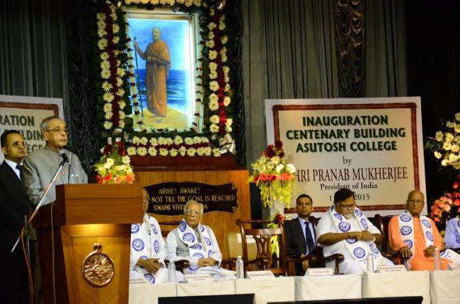 President calls for improvement in quality of higher education in India