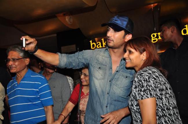 Sushant, Dibakar visit theatre to see audience reaction