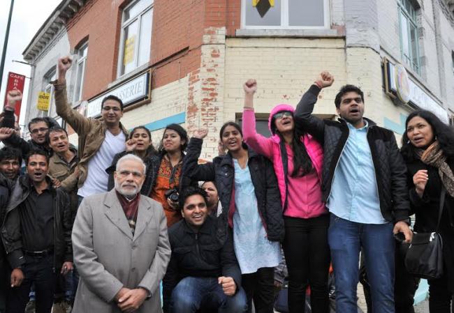 Modi at WWI Memorial, meets India-origin students