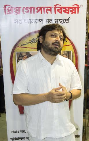 Saree store launches new line themed on Tollywood superhit Bela Seshe 