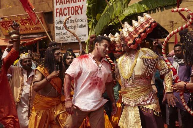 Bajrangi Bhaijaan brings first selfie song of Bollywood