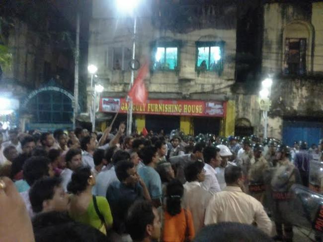 Left Front holds protest rally in Kolkata