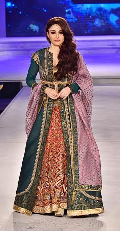 Blenders Pride Fashion Tour: Soha walks the ramp on Day one