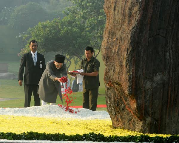  Late Smt. Indira Gandhi, on her 98th Birth Anniversary, at Shakti Sthal, in Delhi
