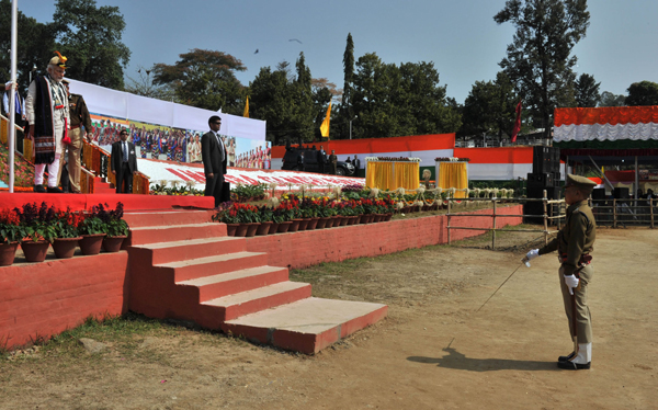  Modi flagging off the AC express between Naharlagun and New Delhi, at Itanagar, in Arunachal Pradesh 