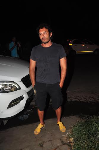 Farhan, Zoya host friends for Dil Dhadakne Do trailer 