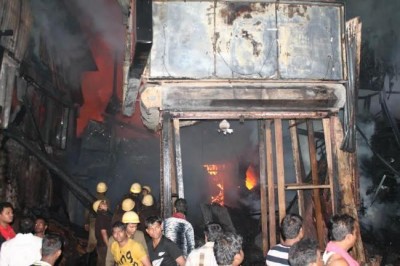 Fire in Kolkata's plywood godown 
