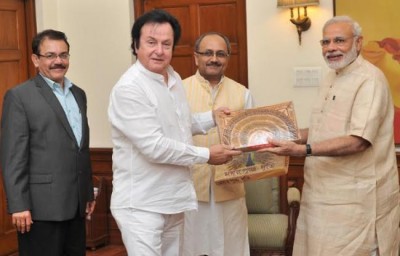 Richard Hay, George BakeR meet PM Narendra Modi 