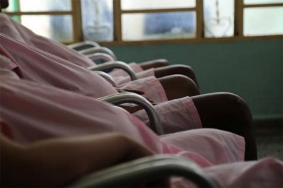 Cuba becomes first country to halt mother-to-child transmission of HIV and syphilis - UN health agency