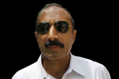 Sacked Gujarat IPS officer Sanjiv Bhatt gets hero's respect on FB page