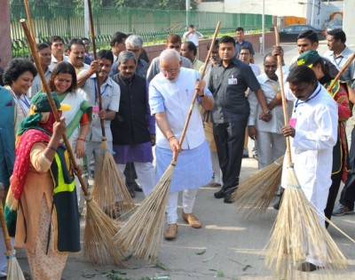 Now Govt to monitor toilet use under 'Clean India' mission