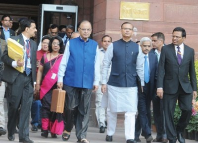 Arun Jaitley presents growth-oriented budget