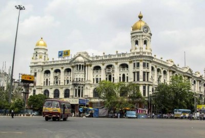 Strike affects normal life in Bengal