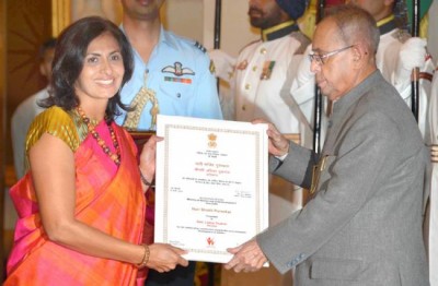 President of India presents Stree Shakti Puraskars and Nari Shakti Puruskars