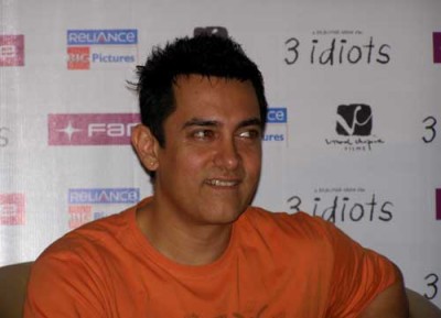 Aamir Khan suffers injury during Dangal shoot, says nothing serious 