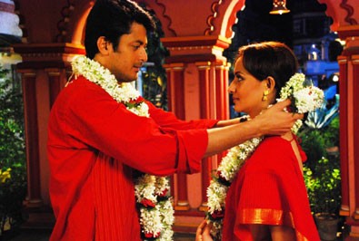 I have worked twice with Mr Bachchan, happy with the way career shaping up: Jisshu