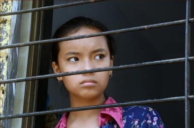 Kymsleen Kholie from 'Aisa Yeh Jahaan' takes Bollywood critics by storm