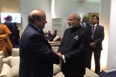 PM Narendra Modi reaches Pakistan, Sharif welcomes him