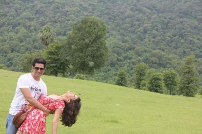 Karan Mehra turns director for wife Nisha Rawal