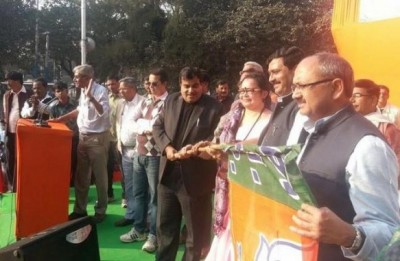 Nitin Gadkari leaves for Brazil to attend global conference on traffic safety 