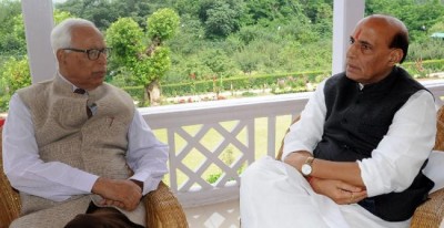 Rajnath Singh visits J&K, assures 'maximum possible' assistance to flood victims 