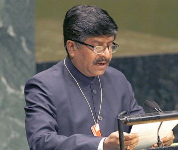 What is Vadra model of land acquisition: BJP asks Rahul