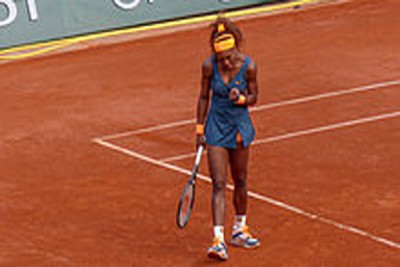 Serena Williams clinches French Open beating Lucie Safarova