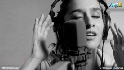 Bollywood's leading ladies join singing bandwagon