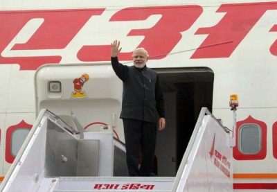 Narendra Modi leaves for Russia