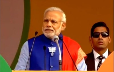 Modi plants sapling on World Environment Day
