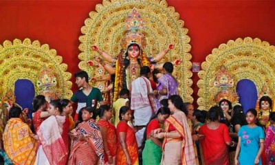 Revellers bid adieu to Goddess Durga on Maha Dashami