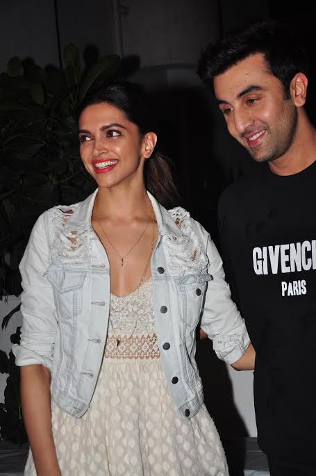Team Tamasha attends festival at Prithvi Theatre