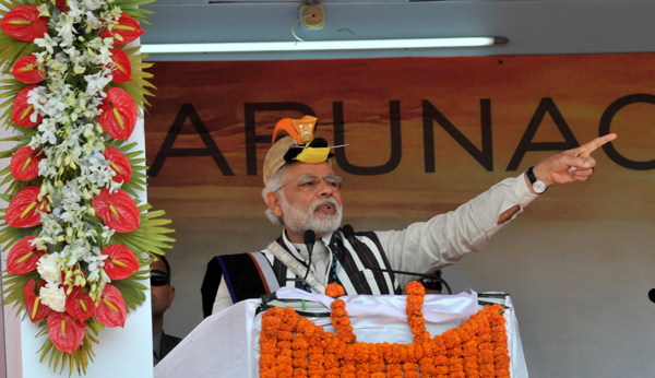  Modi flagging off the AC express between Naharlagun and New Delhi, at Itanagar, in Arunachal Pradesh 