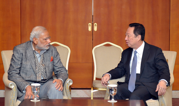 Narendra Modi at the Cheonggyecheon Stream