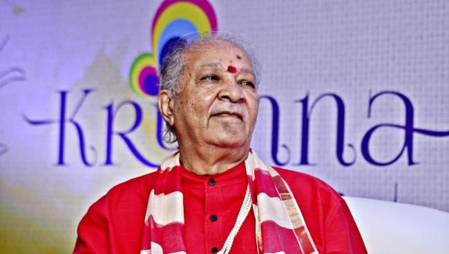 Hariprasad Chaurasia inaugurates exhibition in Kolkata