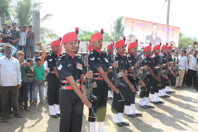 Col Santosh Mahadik cremated
