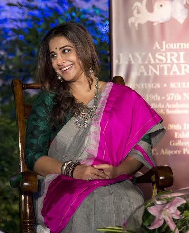 Vidya Balan unveils Jayasri Burman's book 'Antaryatra'