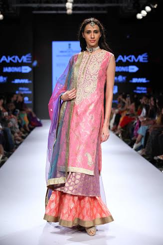 Ritu Kumar's collection showcased in LFW