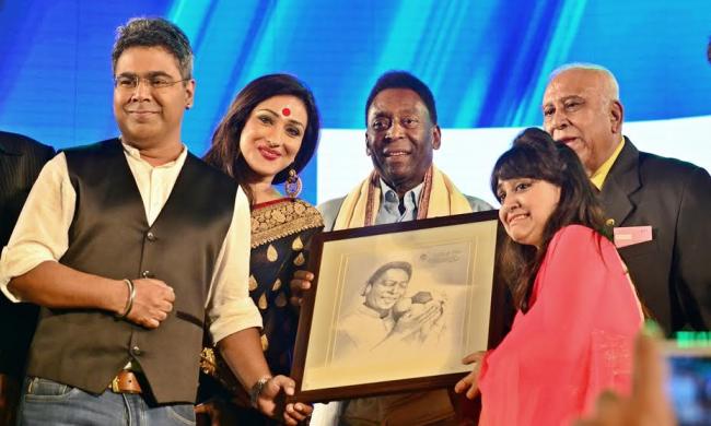 Pele charms Kolkata, shares stage with AR Rahman, Mamata Banerjee, Sourav Ganguly 