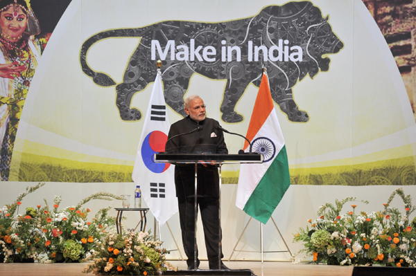 Modi at the official Welcoming Ceremony in his honour