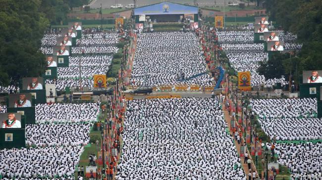 PM Modi, ministers observe World Yoga Day 
