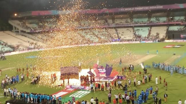 West Indies celebrate ICC World T20 victory