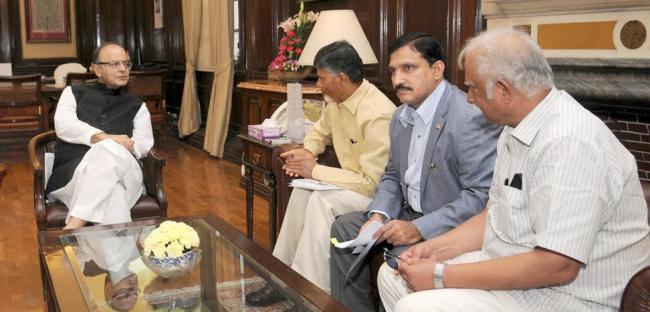 Pranab Mukherjee presenting Dr. B.C. Roy National Award 2008