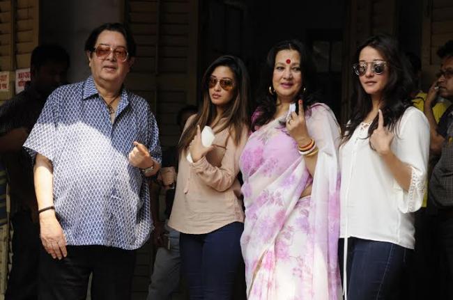 Bengal Assembly Polls: Celebrities exercise their constitutional rights