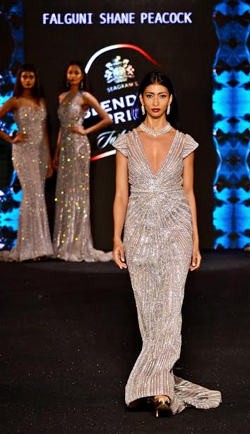 Bipasha sizzles ramp at Blender's Pride show in Kolkata