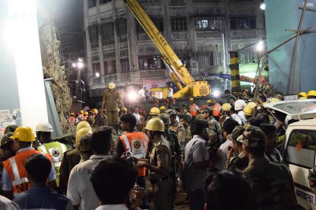 Rescue operation underway after Kolkata flyover collapse