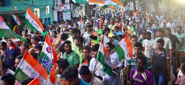 Kolkata: Mamata Banerjee participates in rally